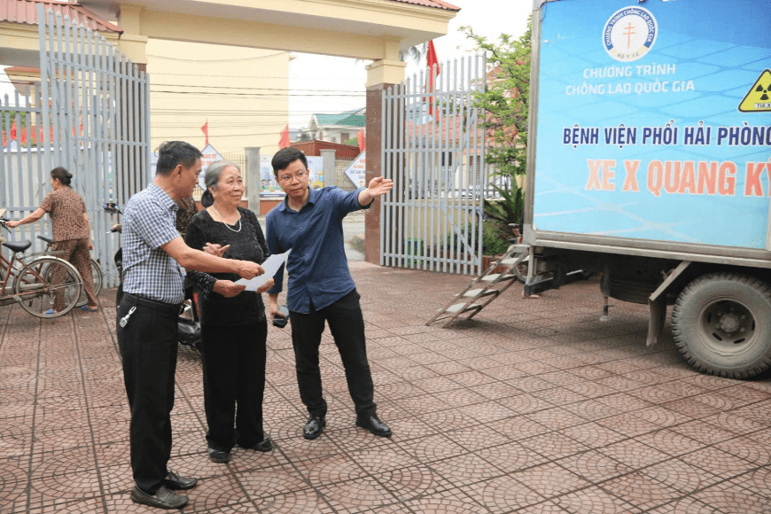 BỆNH VIỆN PHỔI HẢI PHÒNG: TRIỂN KHAI CHƯƠNG TRÌNH KHÁM SÀNG LỌC LAO MIỄN PHÍ CHO NGƯỜI DÂN TRÊN ĐỊA BÀN PHƯỜNG PHÙ LIỄN