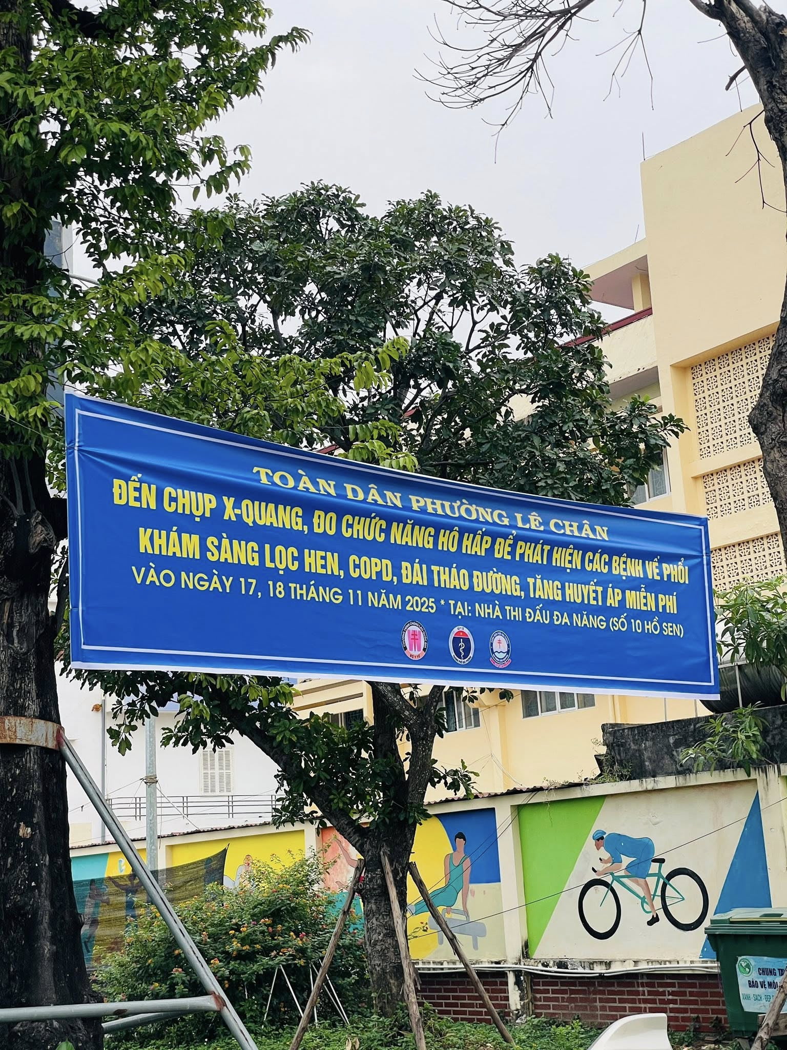  KHÁM SÀNG LỌC LAO VÀ CÁC BỆNH KHÔNG LÂY NHIỄM MIỄN PHÍ CHO NGƯỜI DÂN PHƯỜNG LÊ CHÂN