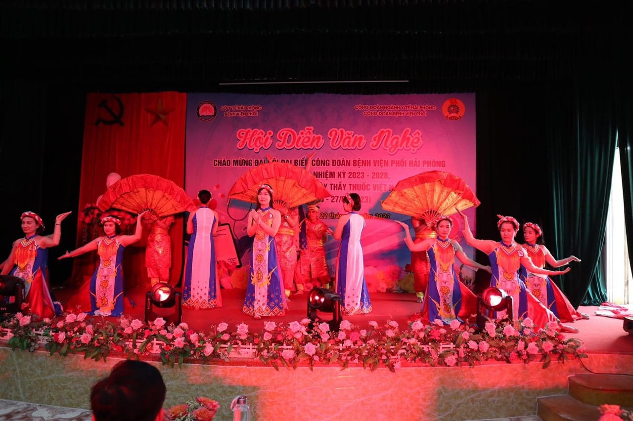 Z4130883157492 93616416257a1737a4cd2707a960d18e